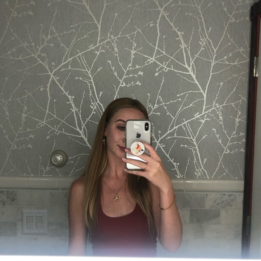 Meet your Posher, Emily